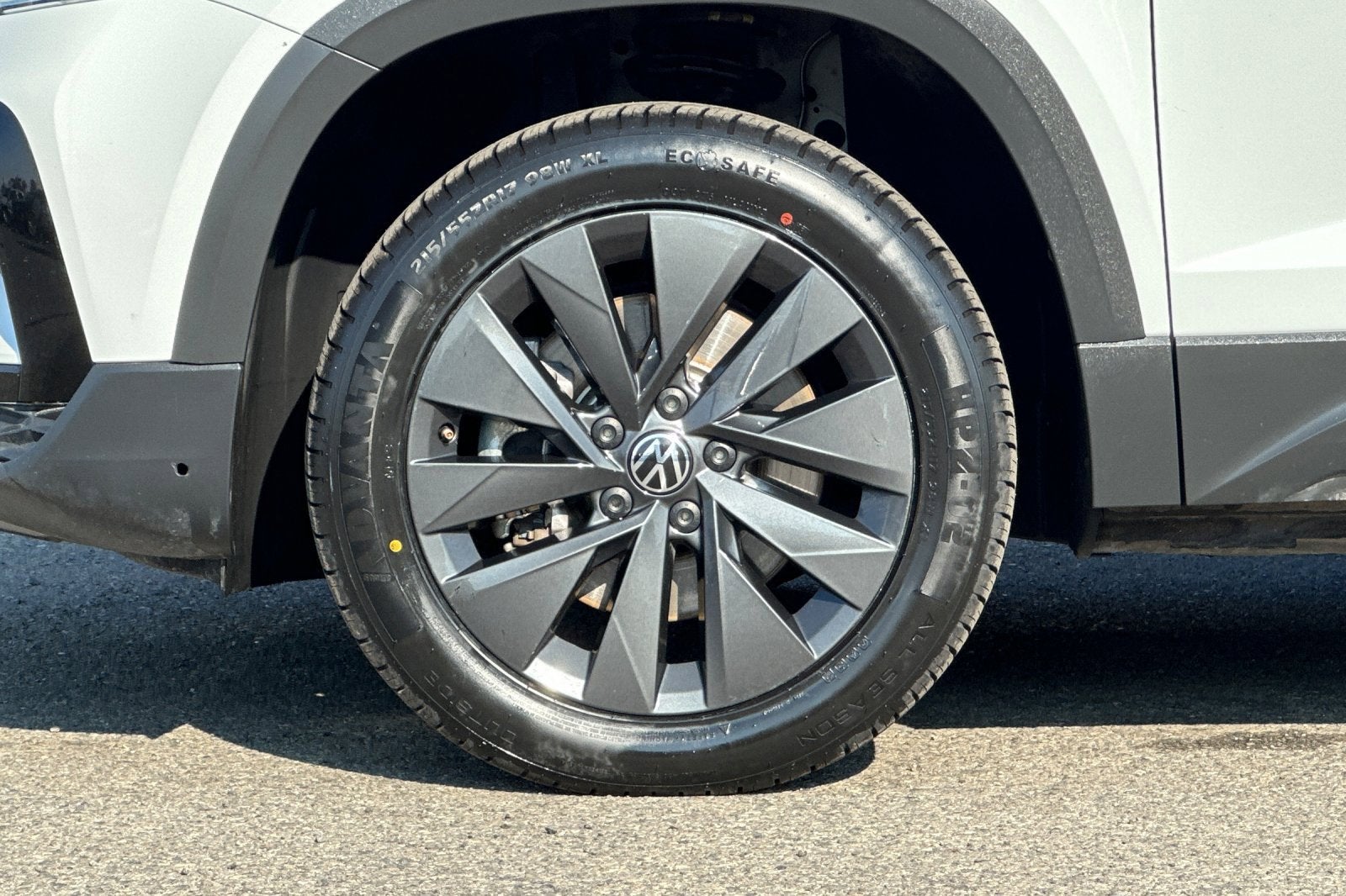 2024 Volkswagen Taos S