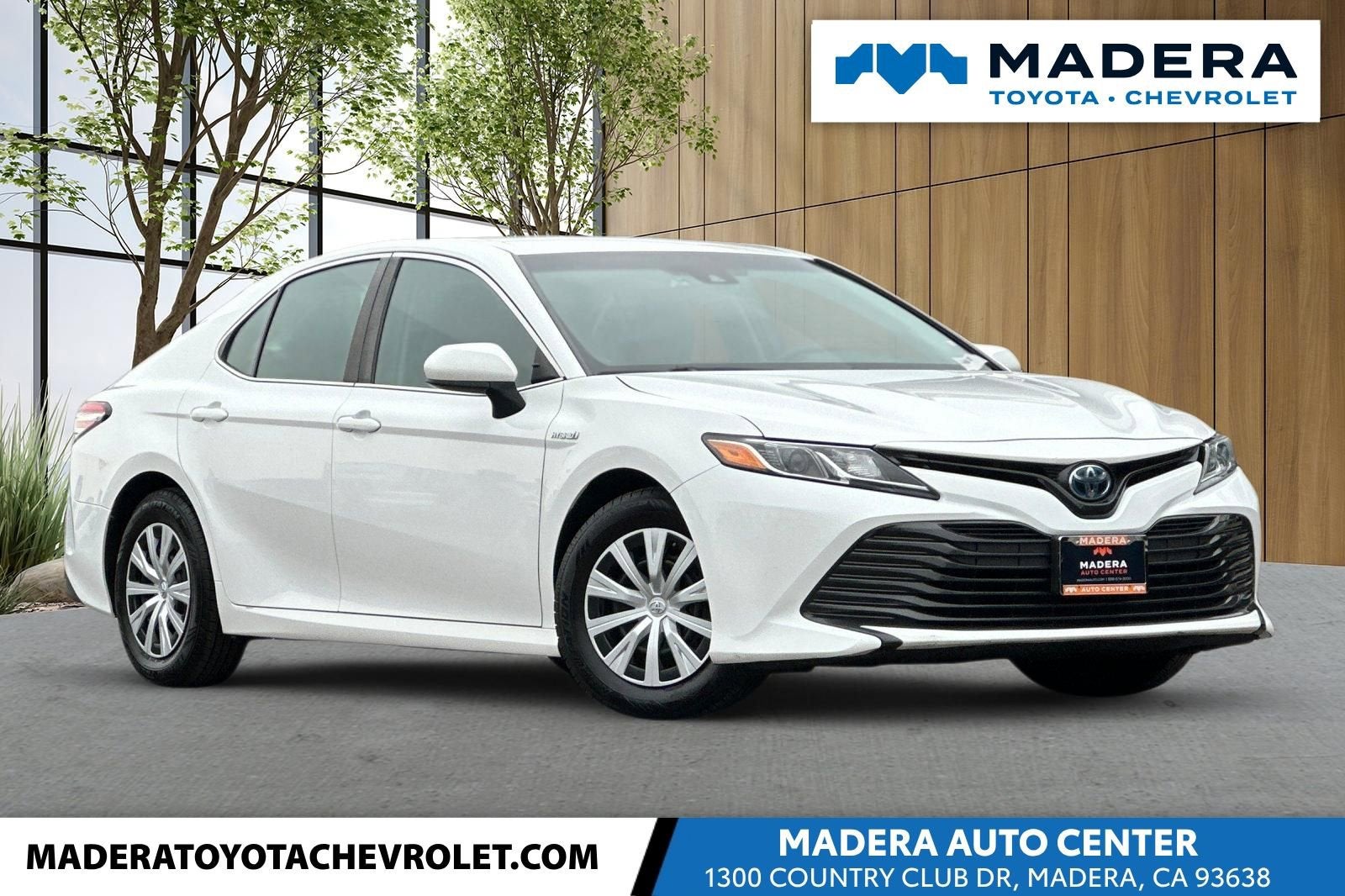 2018 Toyota Camry Hybrid LE