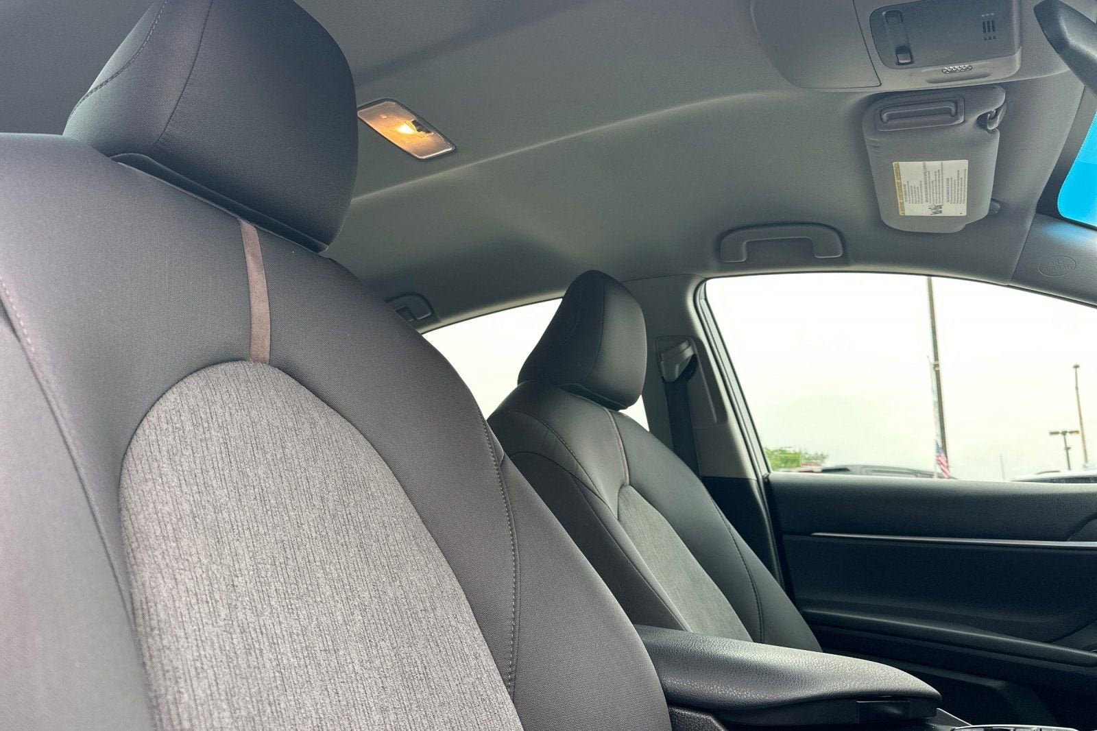 2018 Toyota Camry Hybrid LE