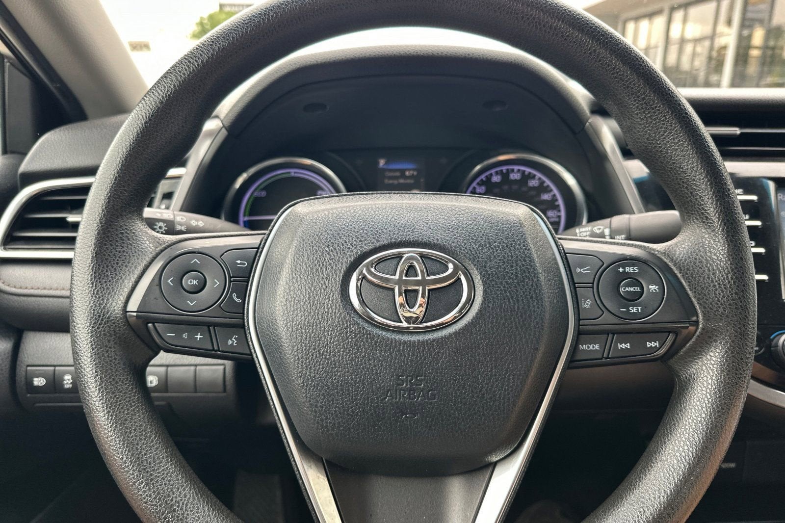 2018 Toyota Camry Hybrid LE