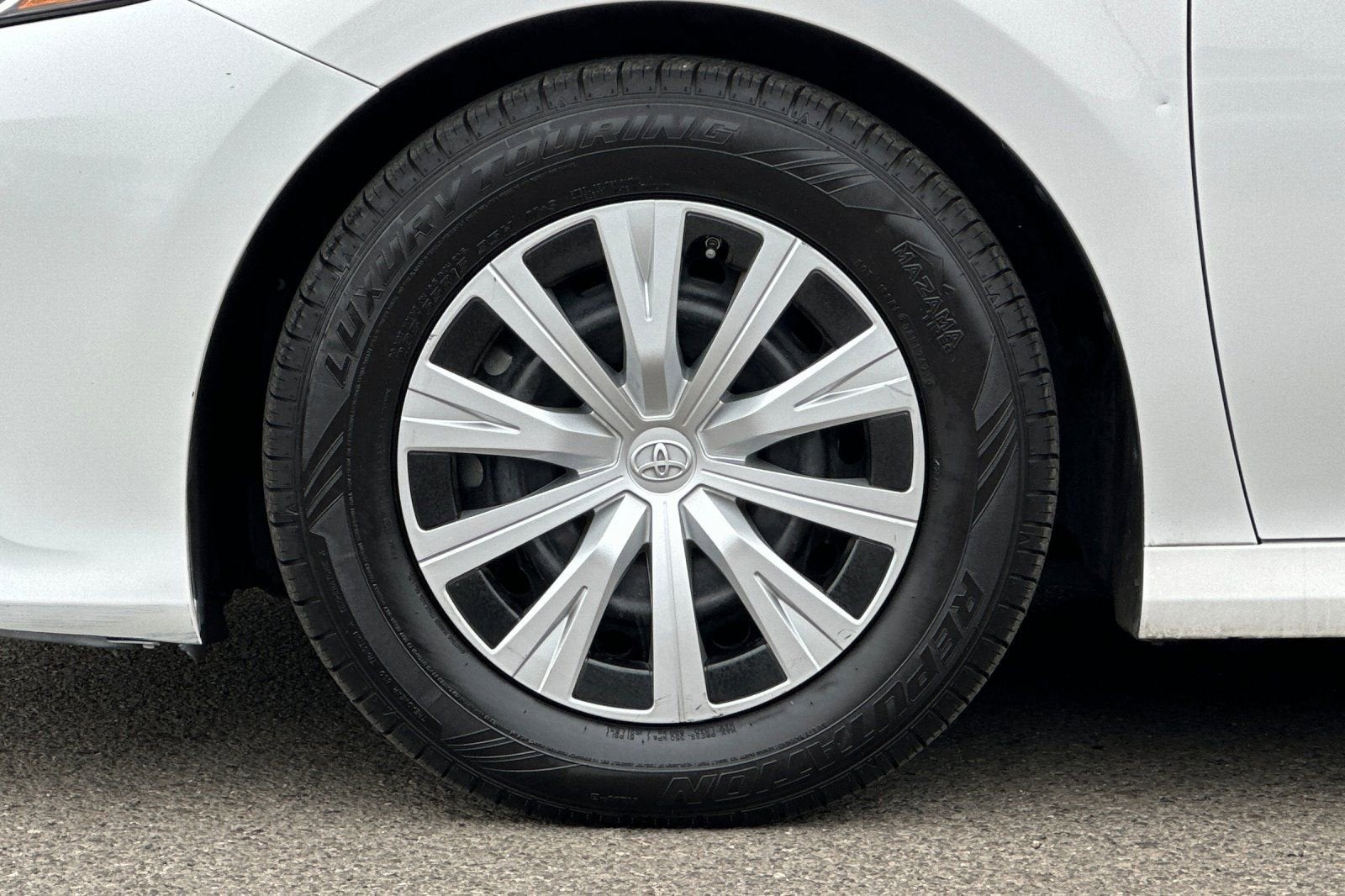 2018 Toyota Camry Hybrid LE