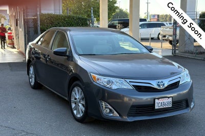 2014 Toyota Camry Hybrid LE