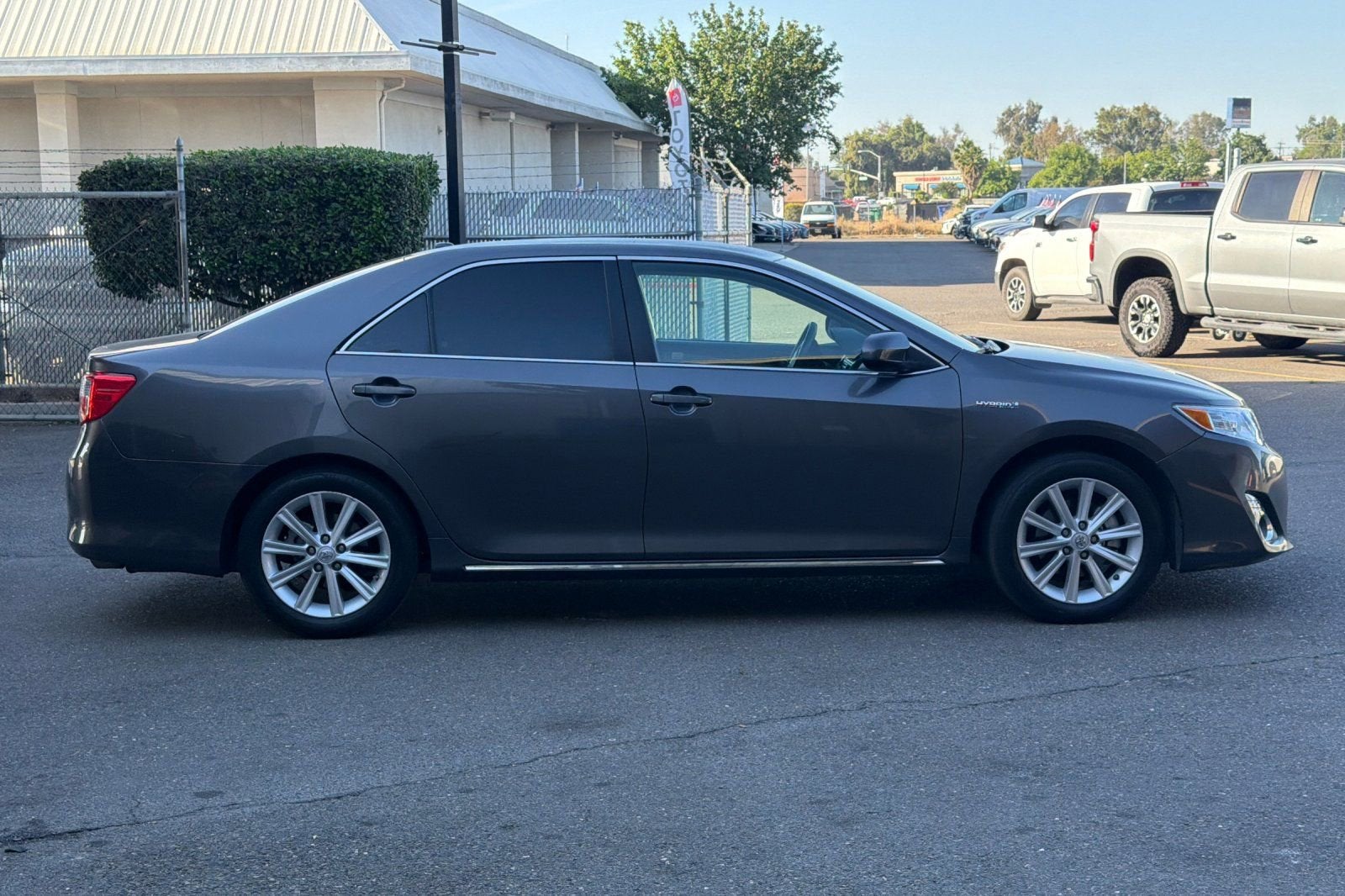2014 Toyota Camry Hybrid LE