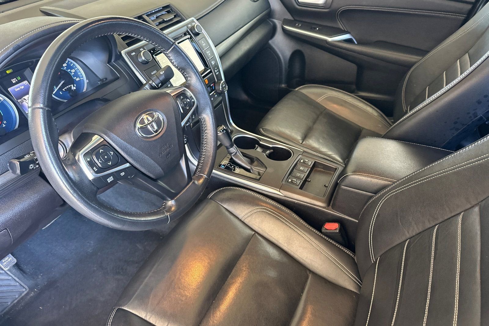 2017 Toyota Camry Hybrid LE