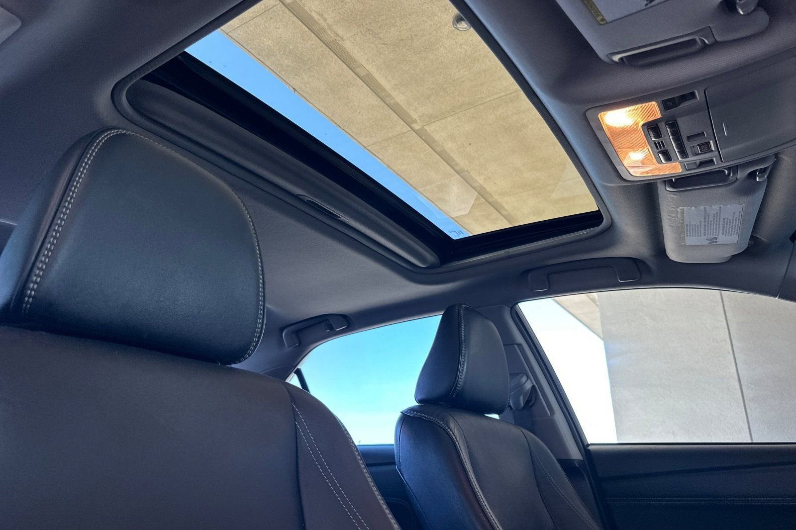 2017 Toyota Camry Hybrid LE