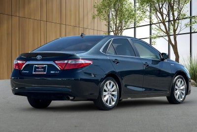 2017 Toyota Camry Hybrid LE