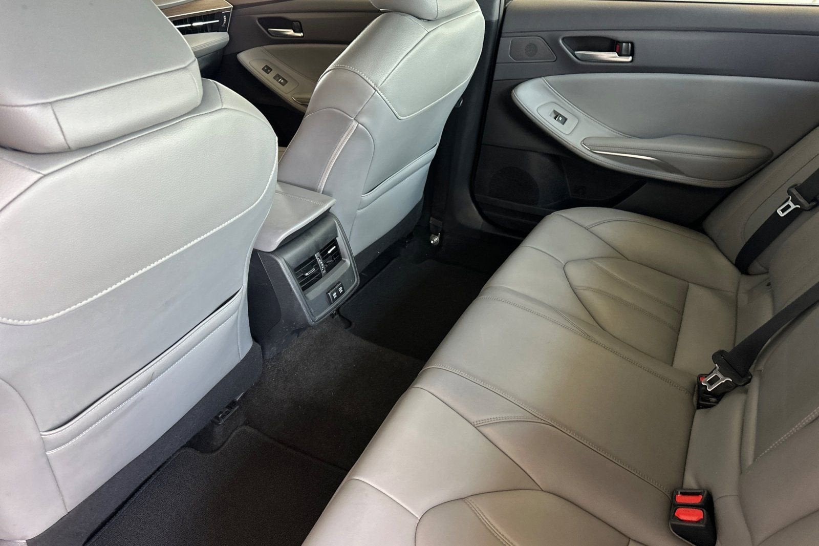 2019 Toyota Avalon XLE