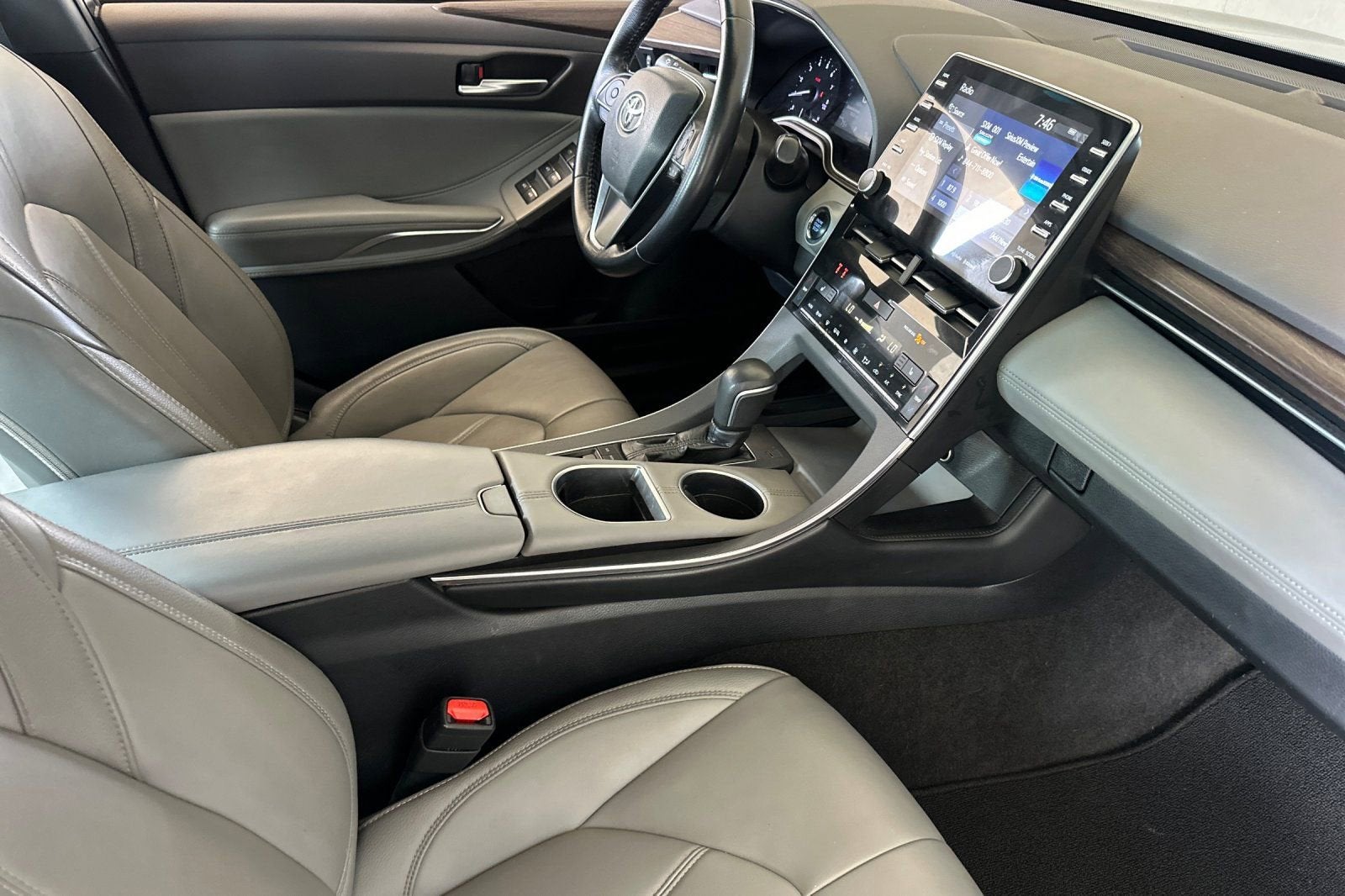 2019 Toyota Avalon XLE