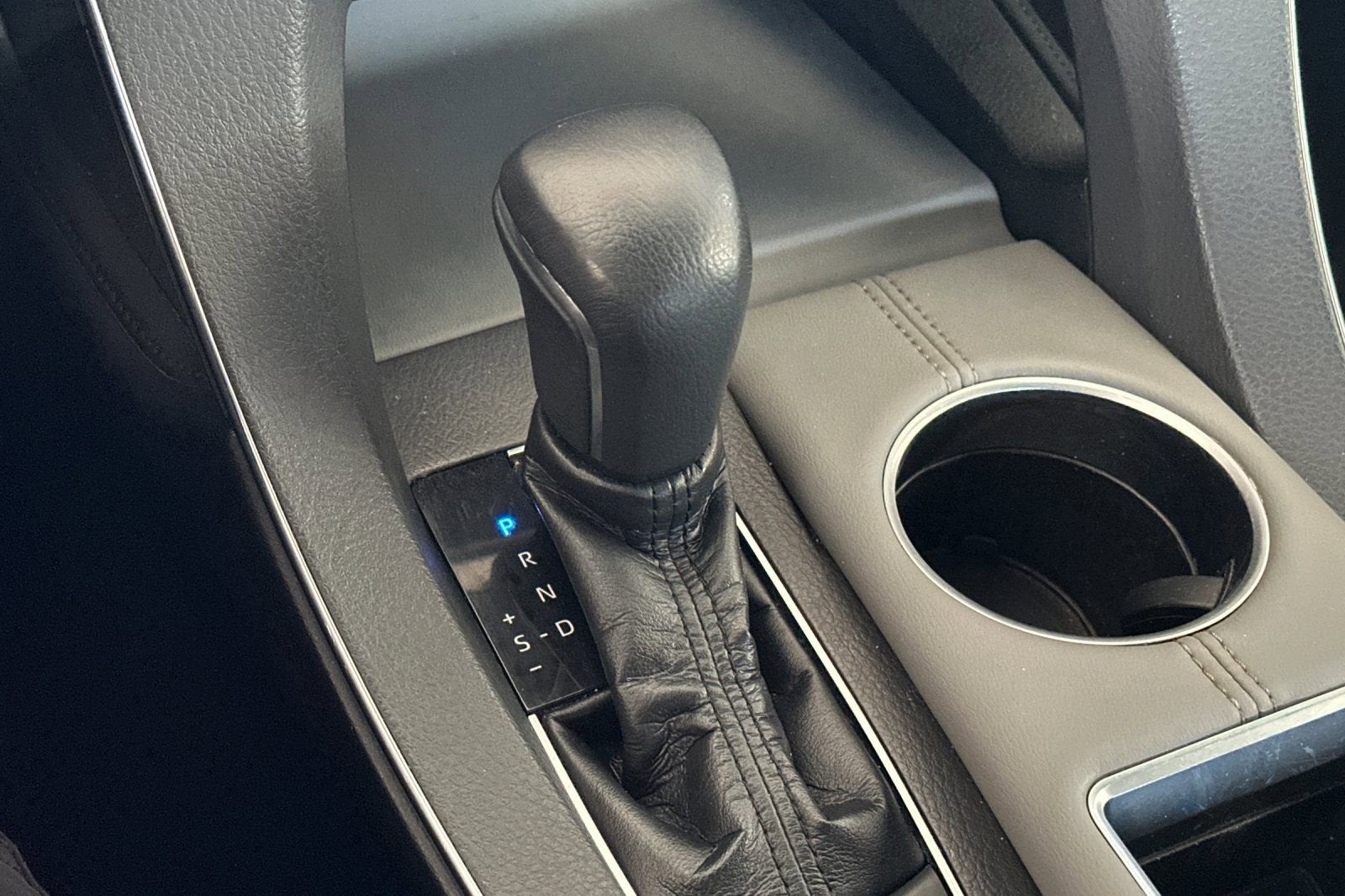 2019 Toyota Avalon XLE