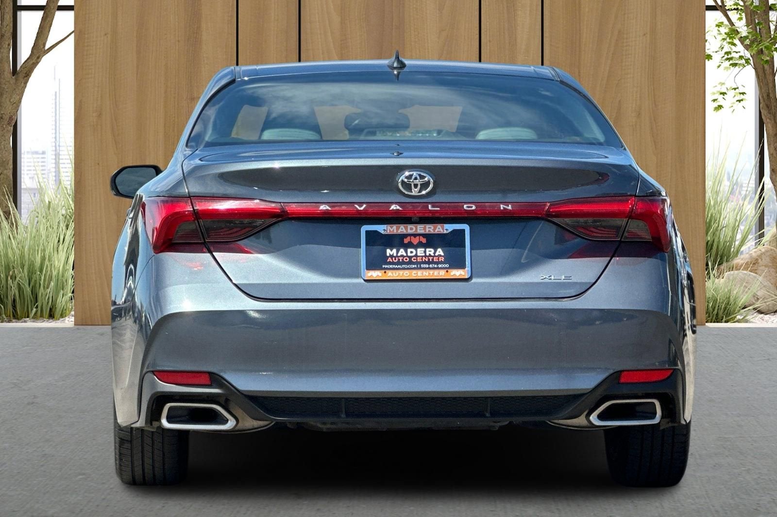 2019 Toyota Avalon XLE