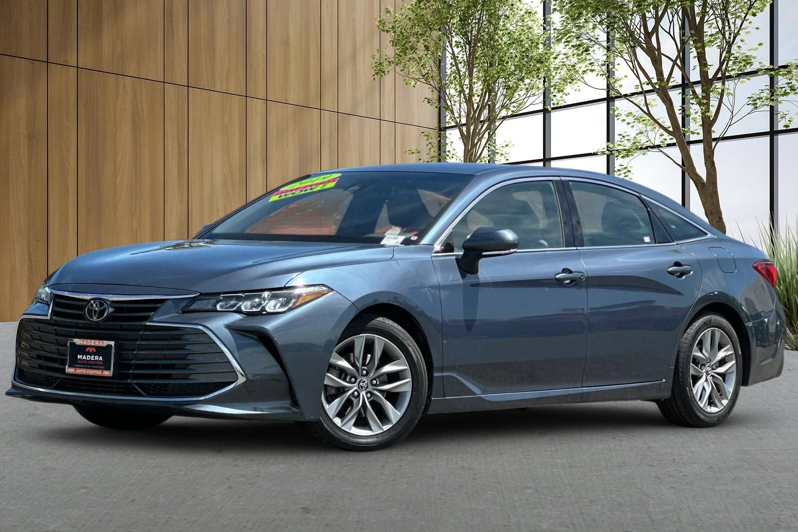 2019 Toyota Avalon XLE