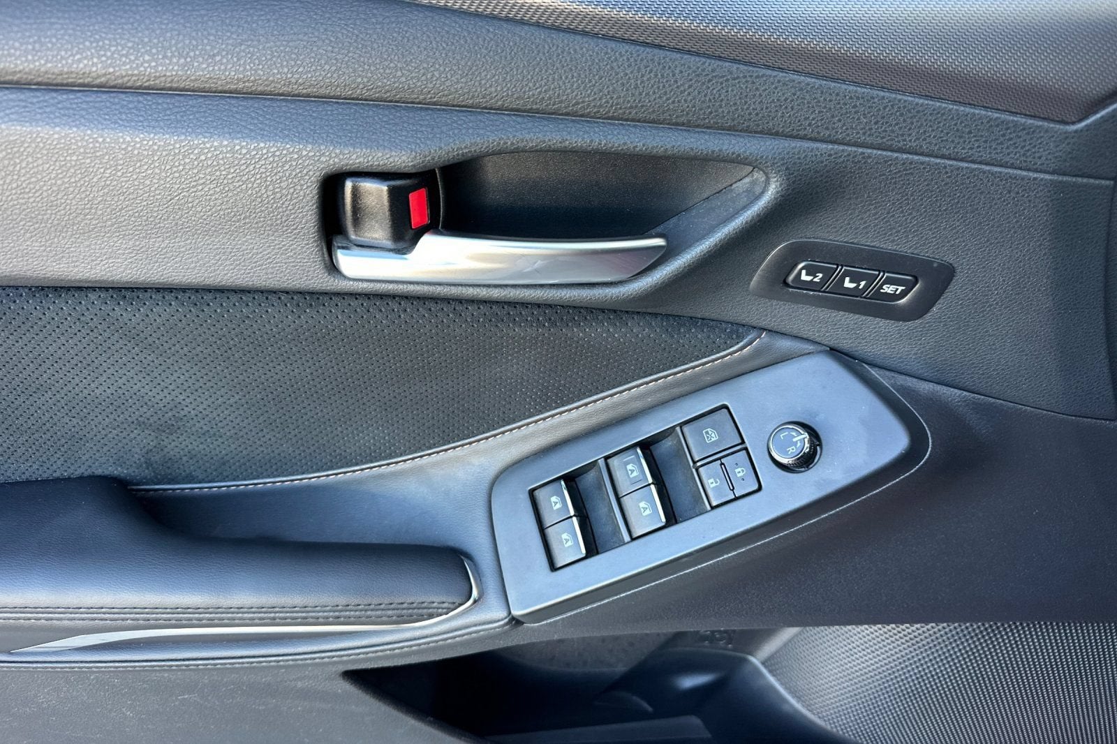 2019 Toyota Avalon XLE