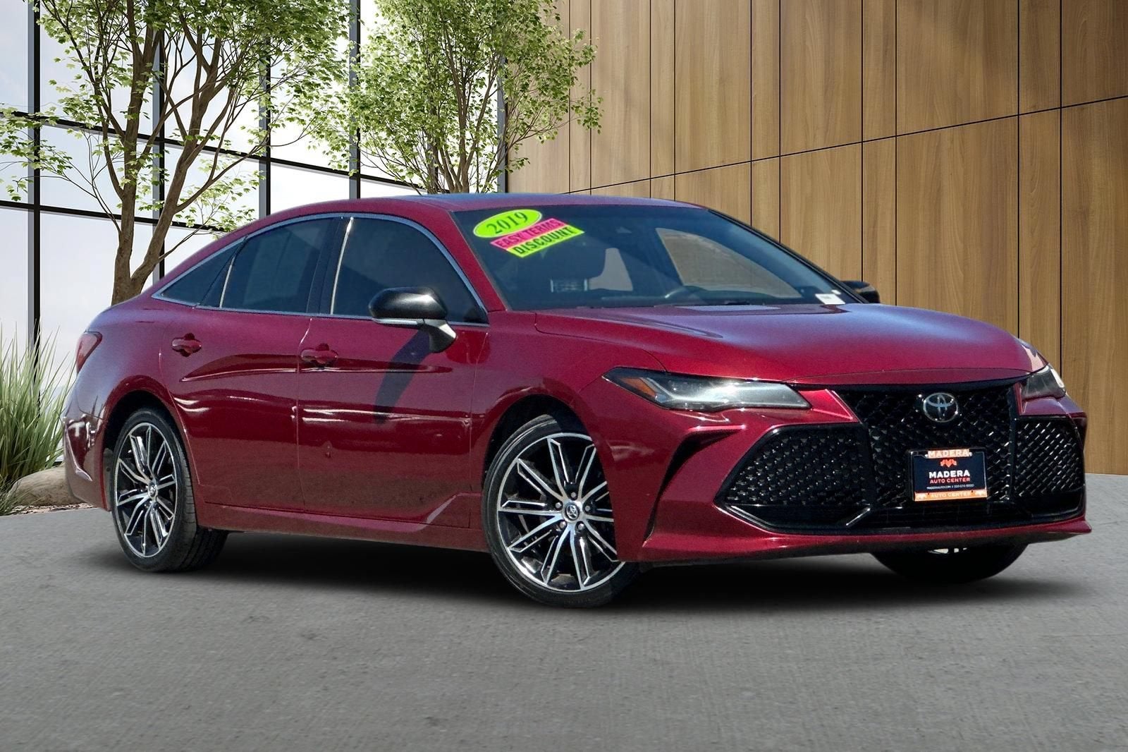 2019 Toyota Avalon XLE