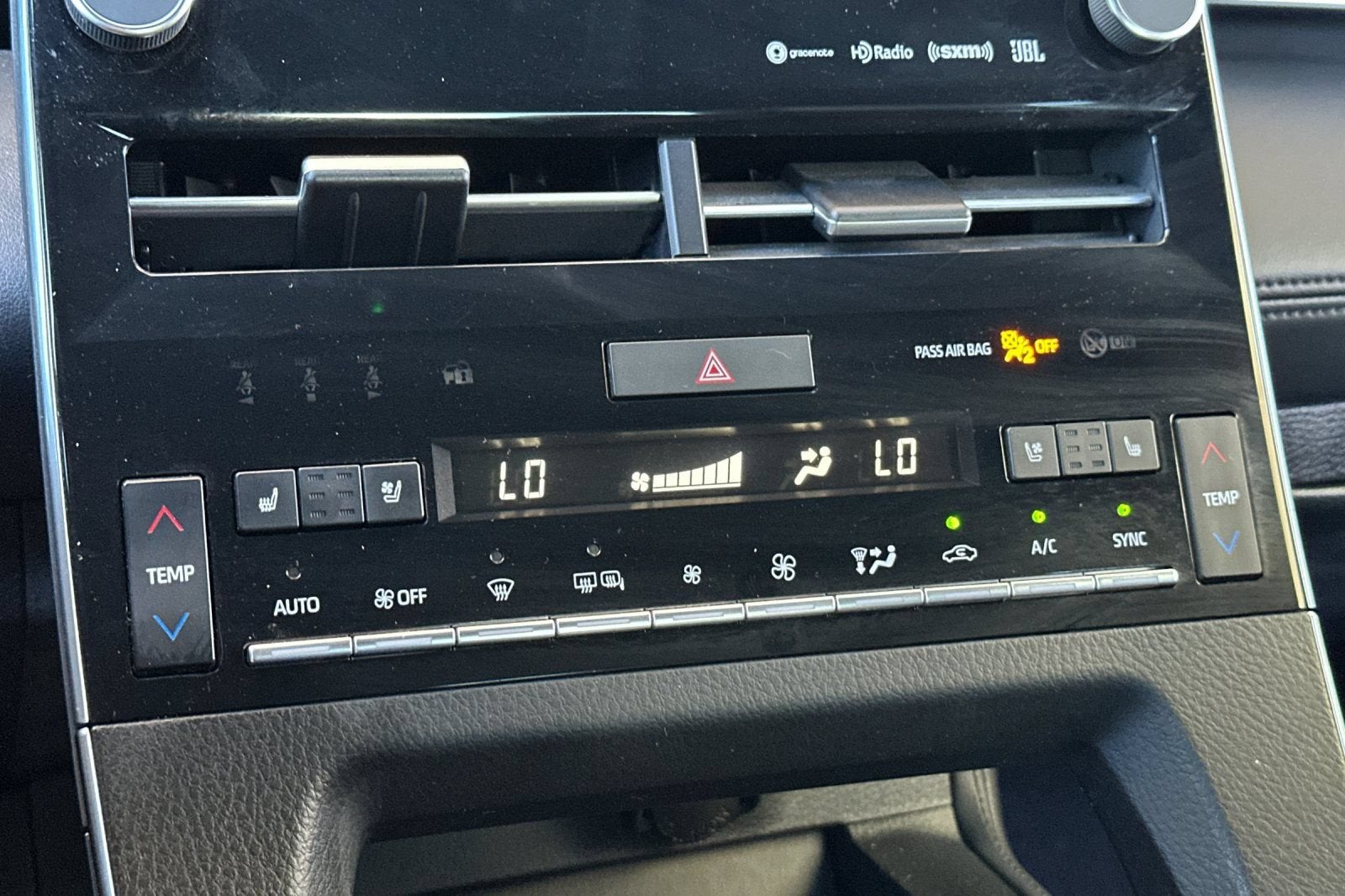 2019 Toyota Avalon XLE