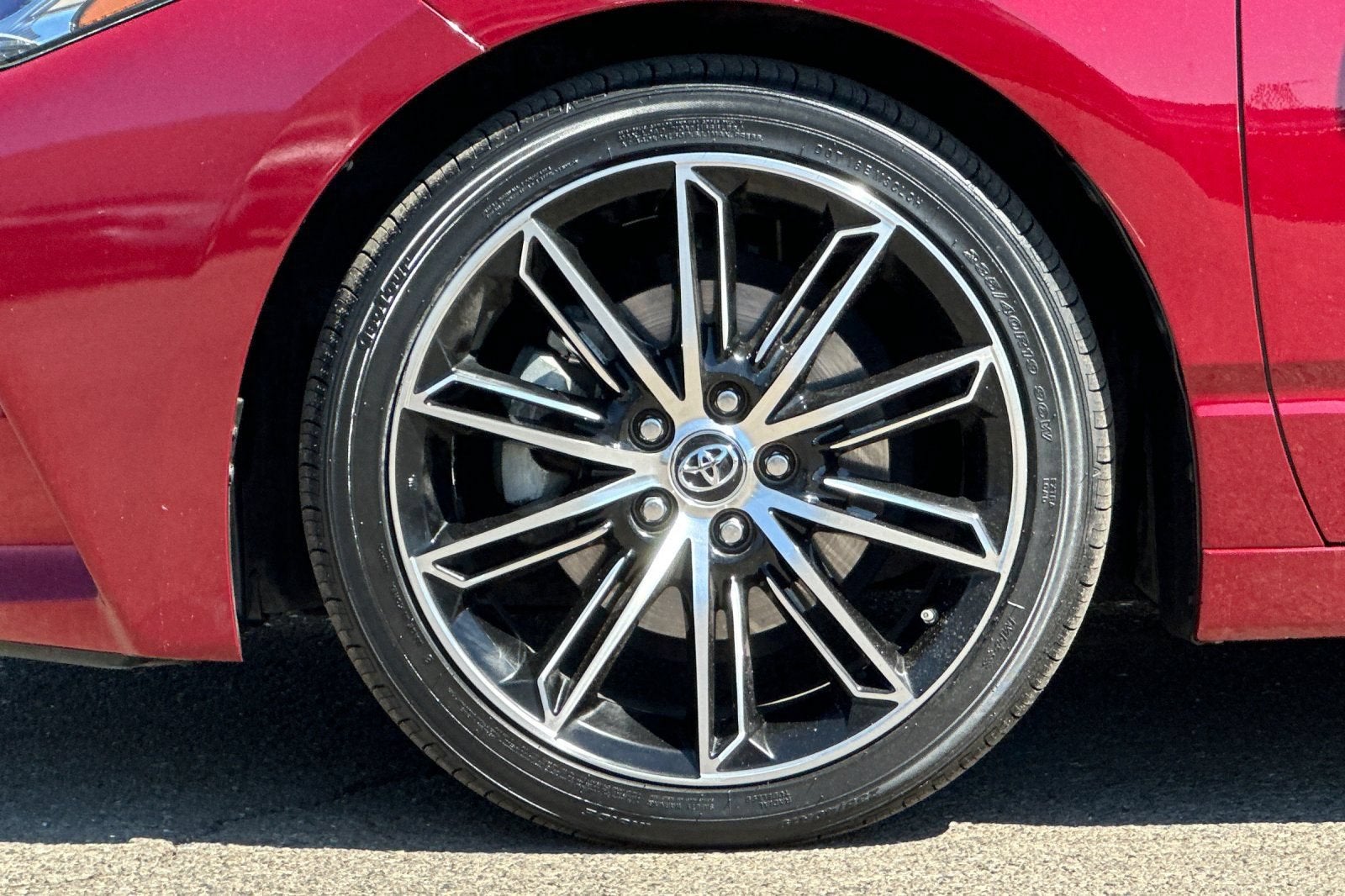 2019 Toyota Avalon XLE