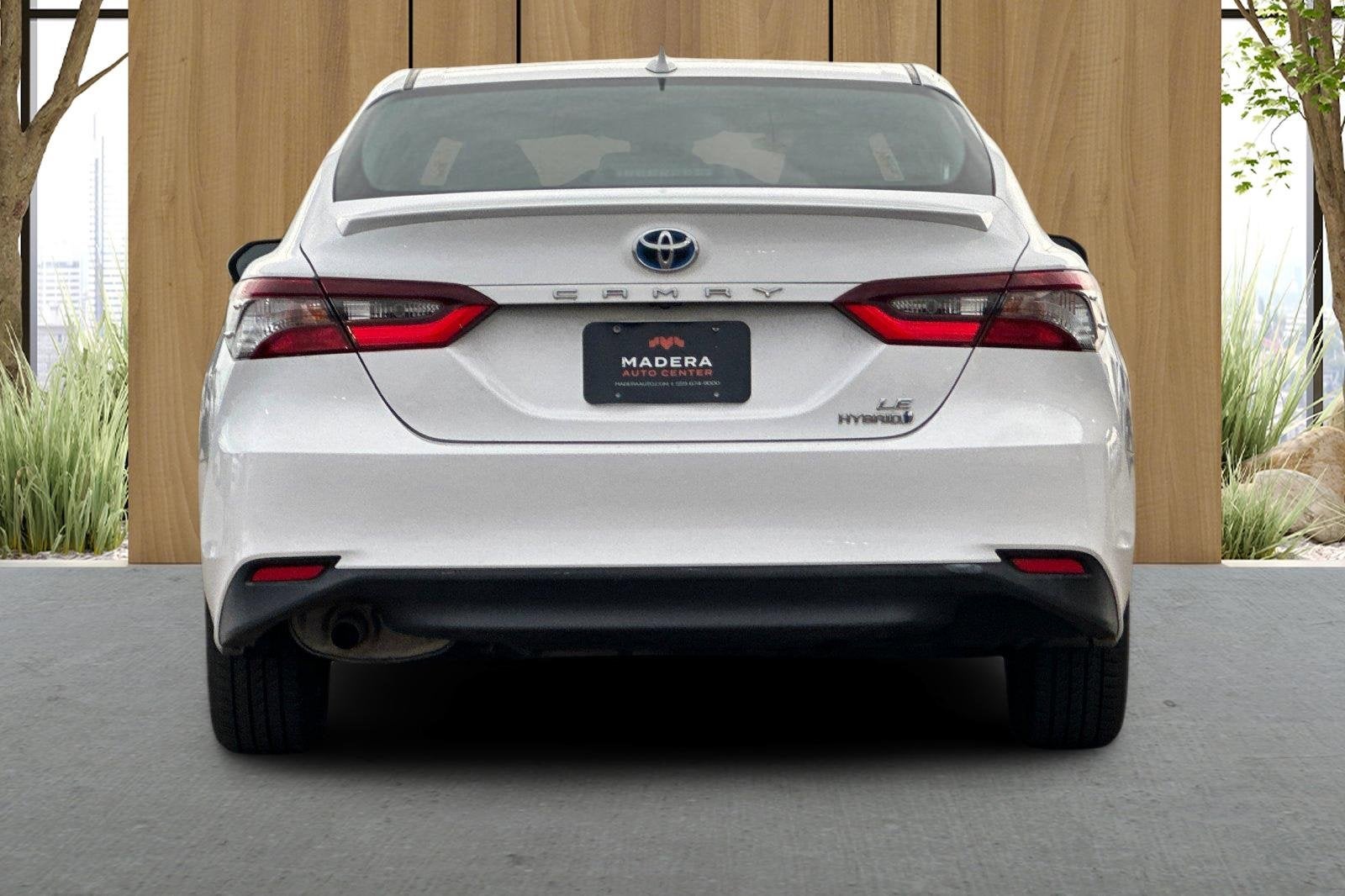 2021 Toyota Camry Hybrid LE