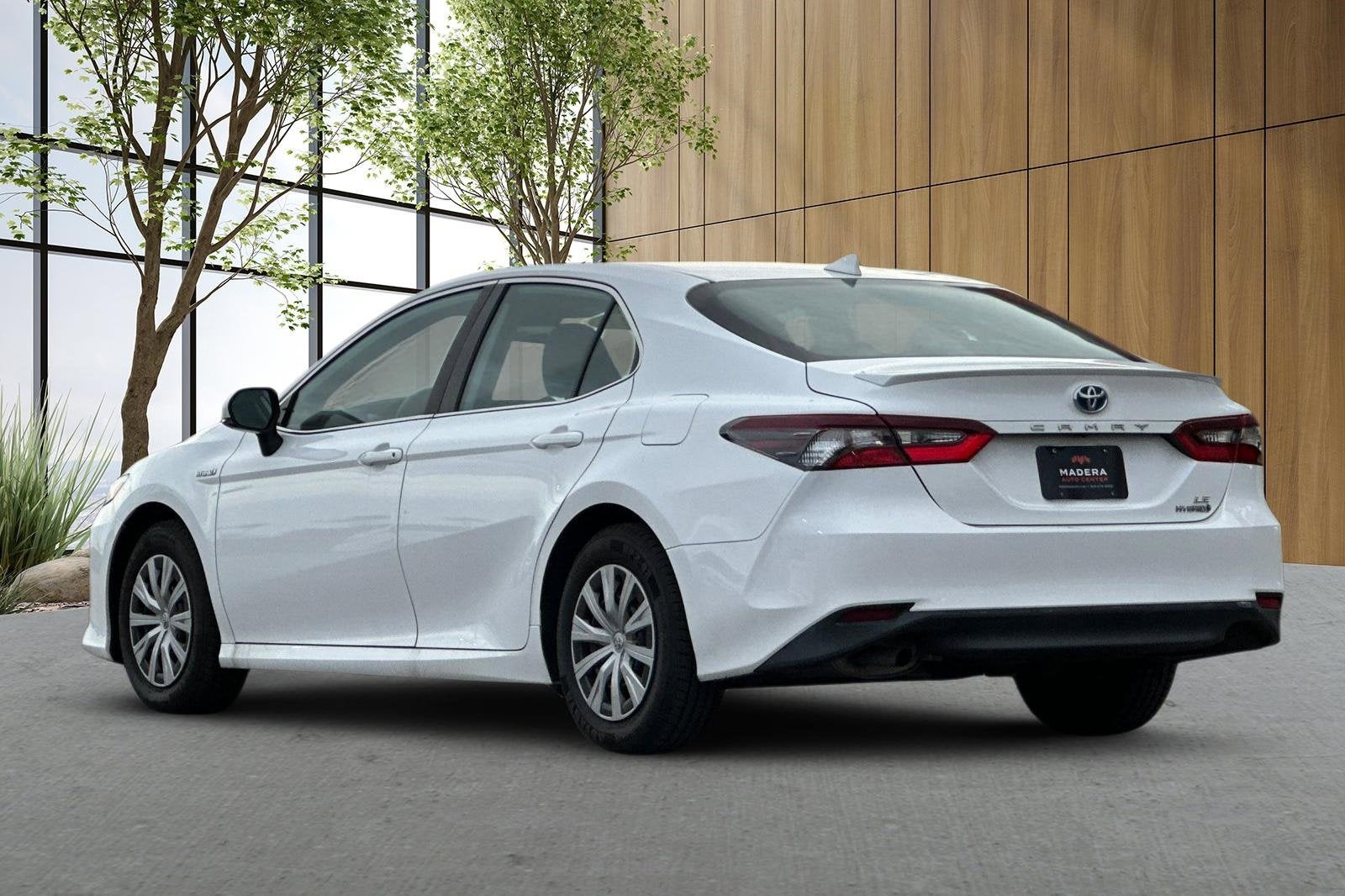 2021 Toyota Camry Hybrid LE