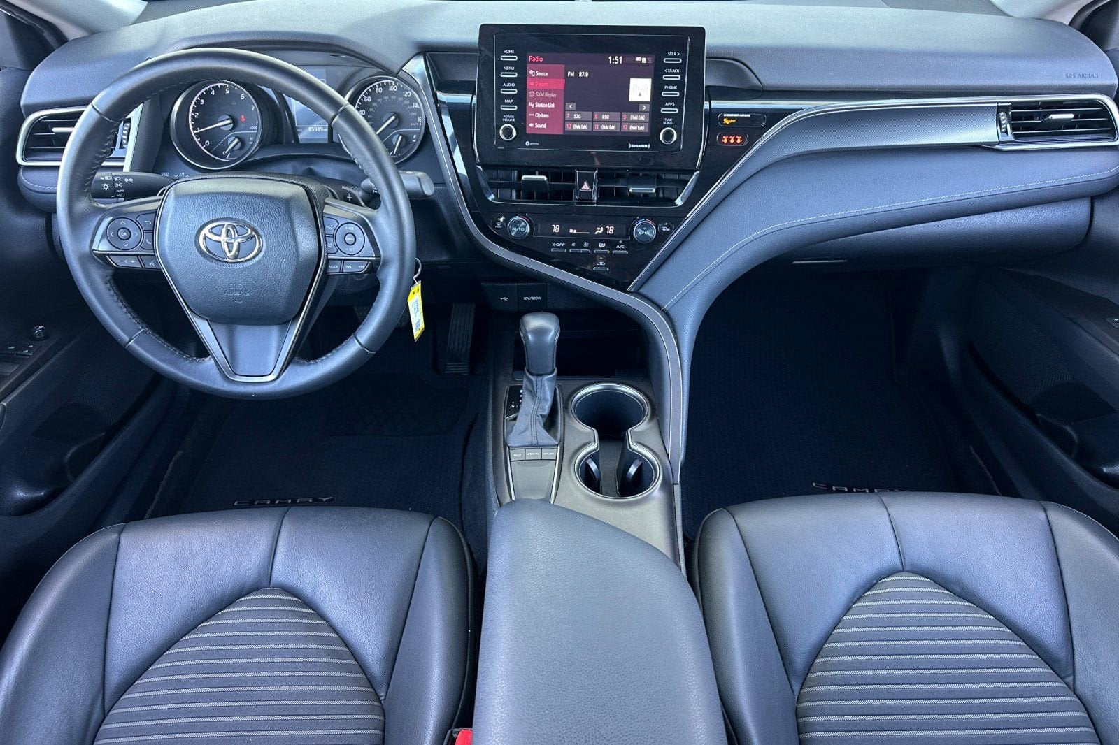 2022 Toyota Camry SE