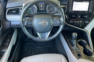 2023 Toyota Camry Hybrid SE