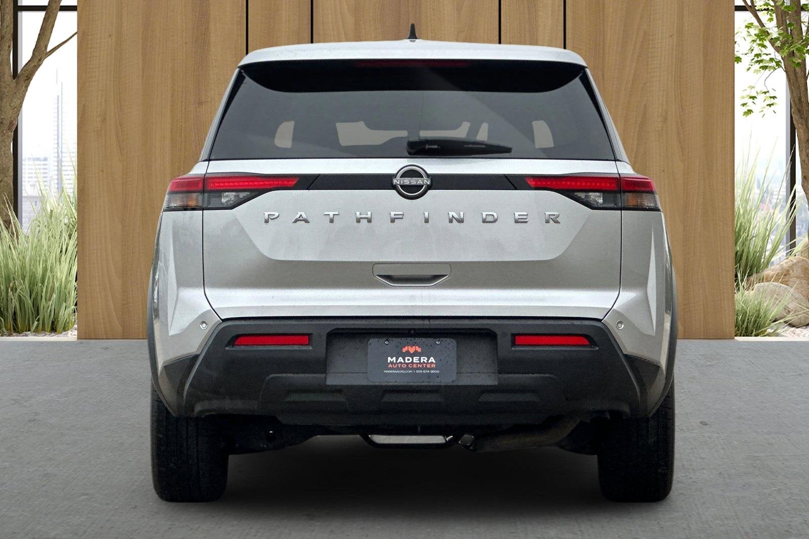 2023 Nissan Pathfinder S