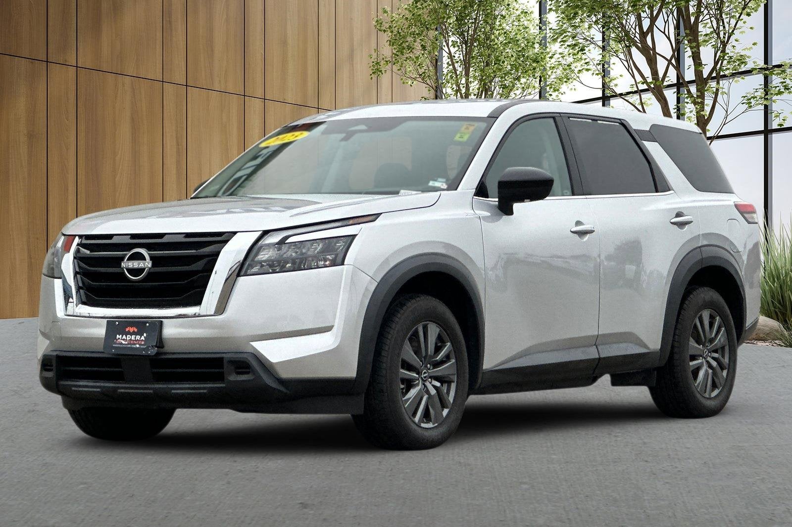 2023 Nissan Pathfinder S