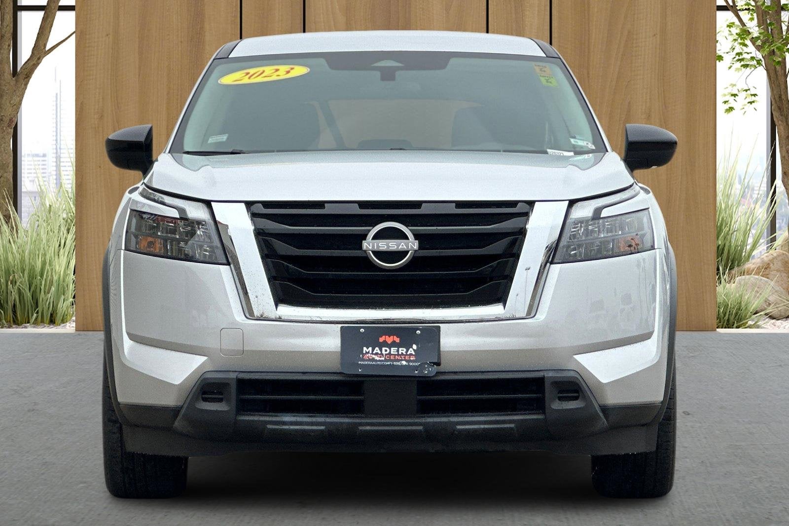 2023 Nissan Pathfinder S