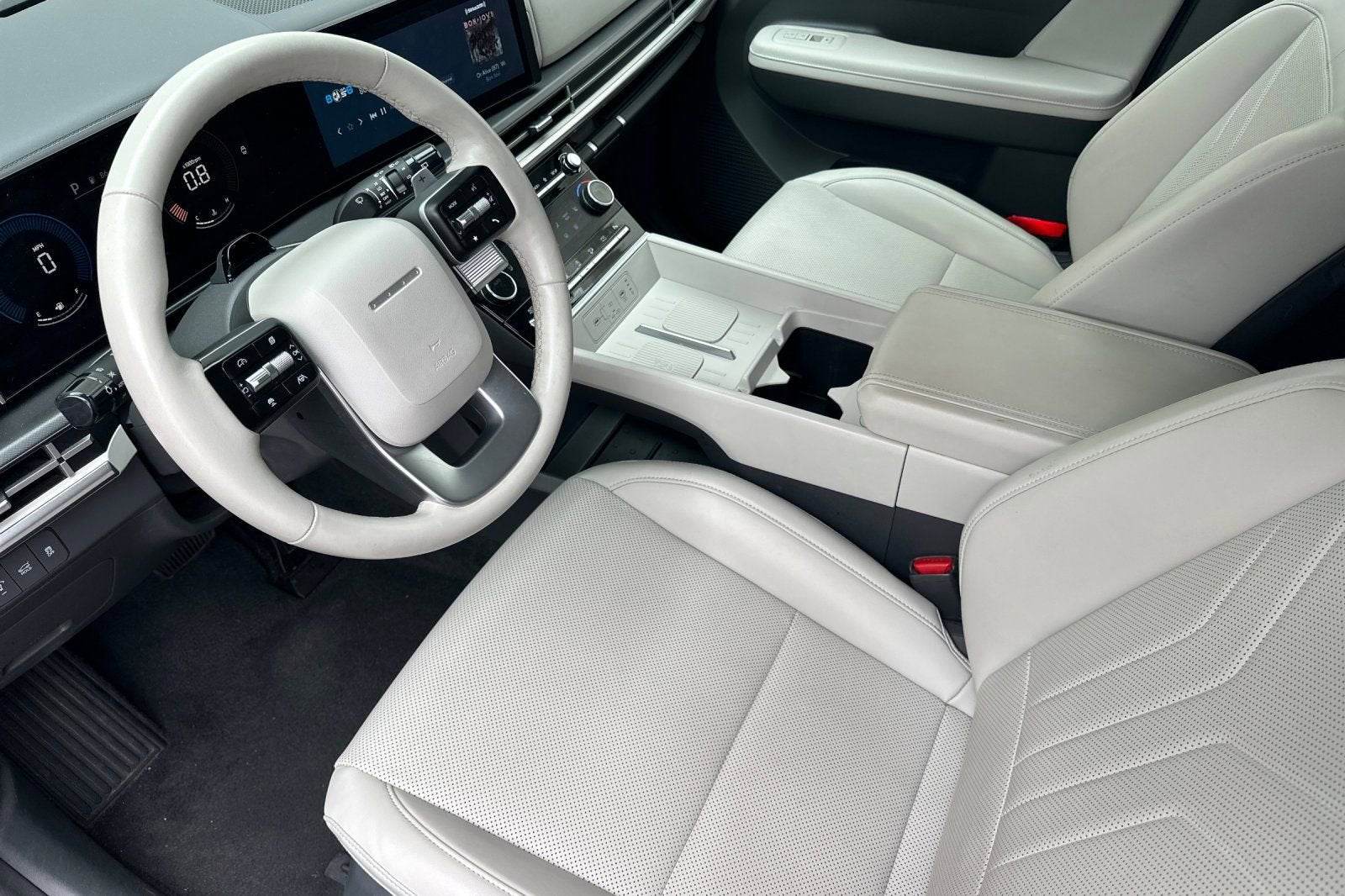 2025 Hyundai Santa Fe SEL