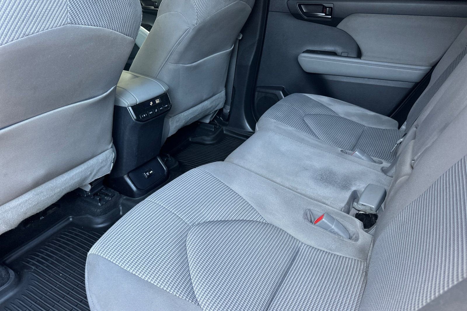 2020 Toyota Highlander L