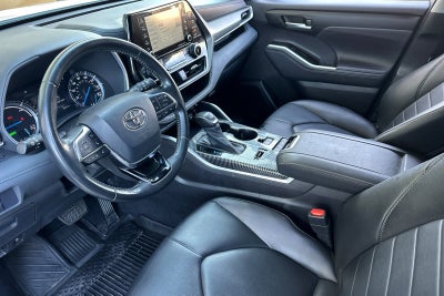 2021 Toyota Highlander Hybrid XLE