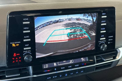 2022 Toyota Sienna LE
