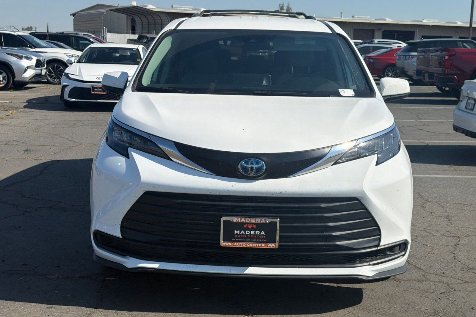 2024 Toyota Sienna LE