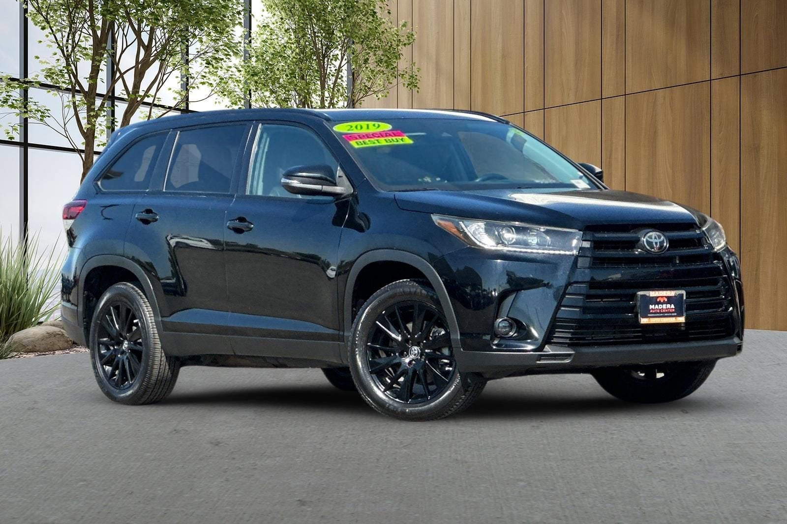 2019 Toyota Highlander SE