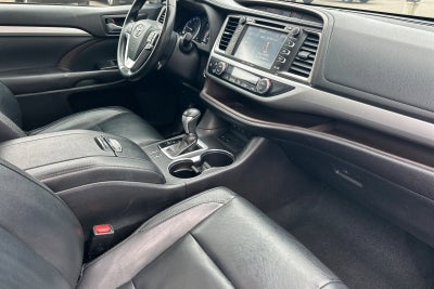 2018 Toyota Highlander SE