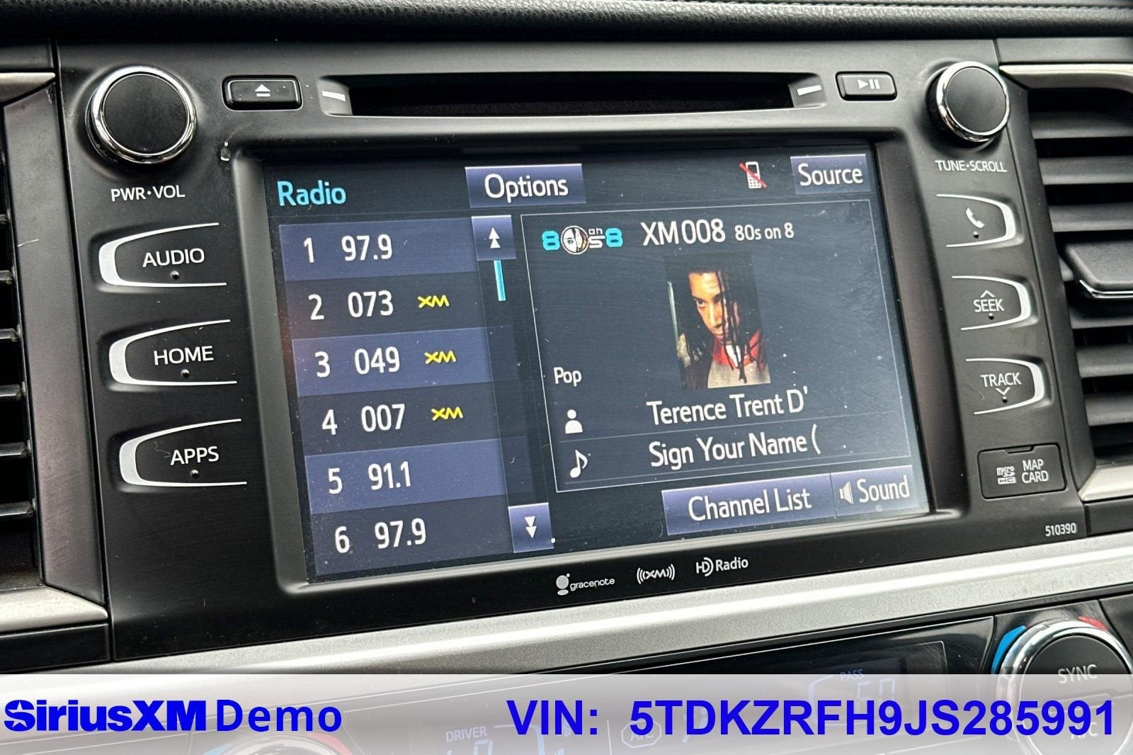 2018 Toyota Highlander SE