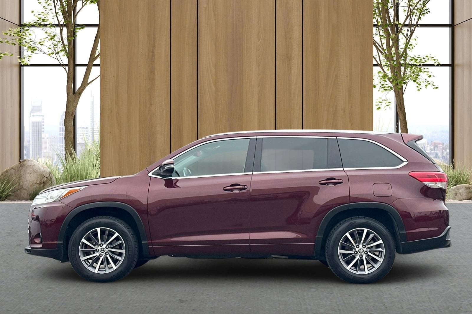 2018 Toyota Highlander SE