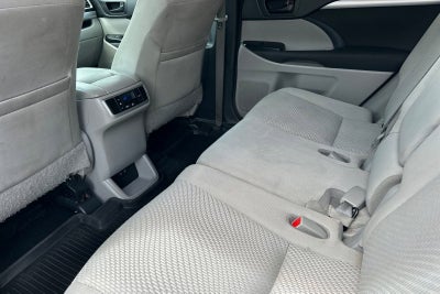 2017 Toyota Highlander LE