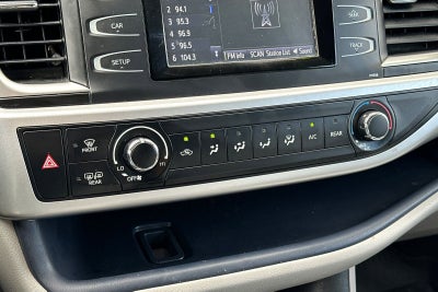 2017 Toyota Highlander LE