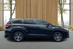 2017 Toyota Highlander LE