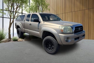2005 Toyota Tacoma Access 128" V6 Manual 4WD (Natl)