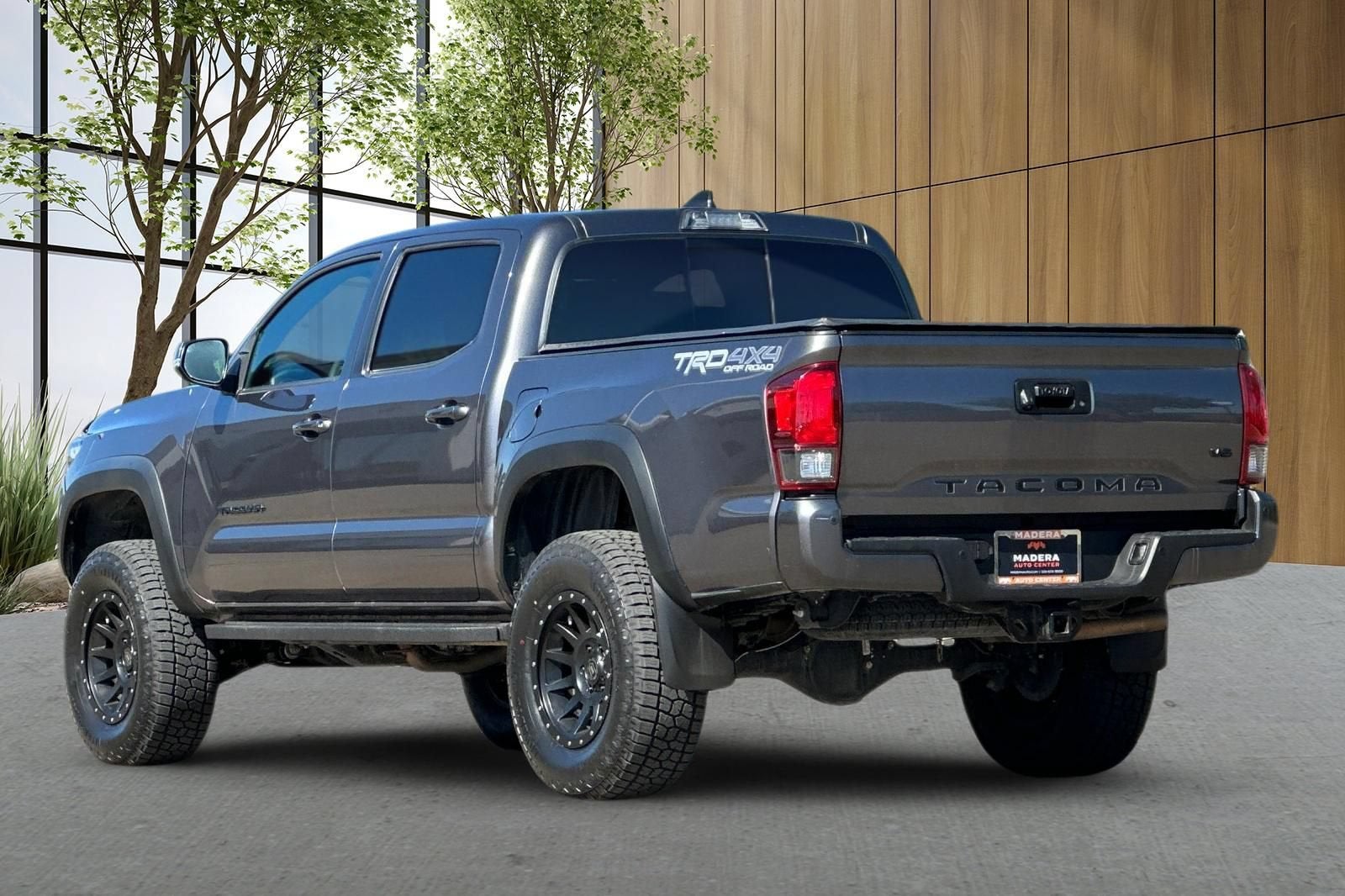 2019 Toyota Tacoma 4WD SR