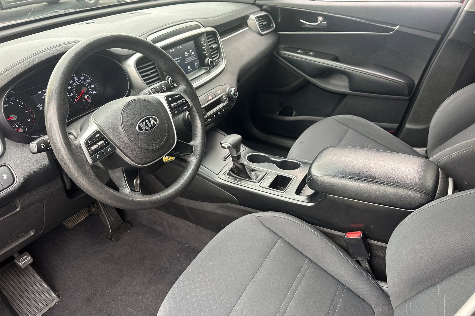 2019 Kia Sorento LX V6