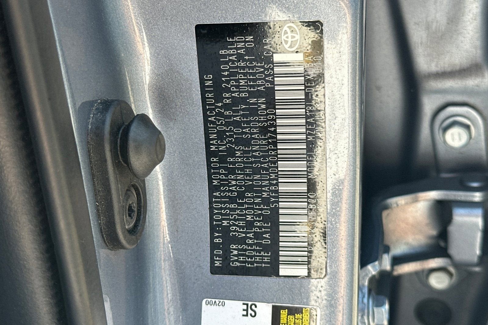 2024 Toyota Corolla LE