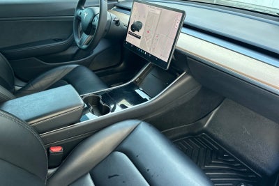 2019 Tesla Model 3 Mid Range