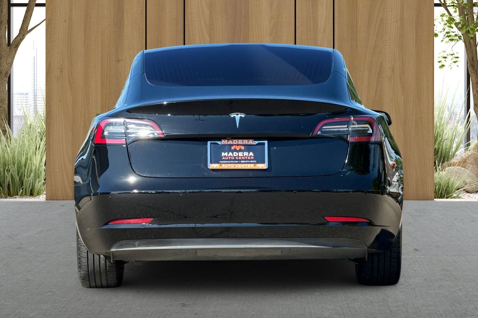 2019 Tesla Model 3 Mid Range