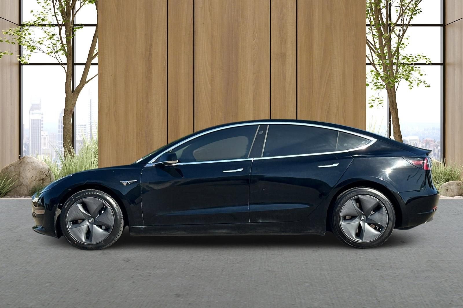 2019 Tesla Model 3 Mid Range