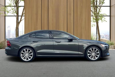 2021 Volvo S60 Momentum