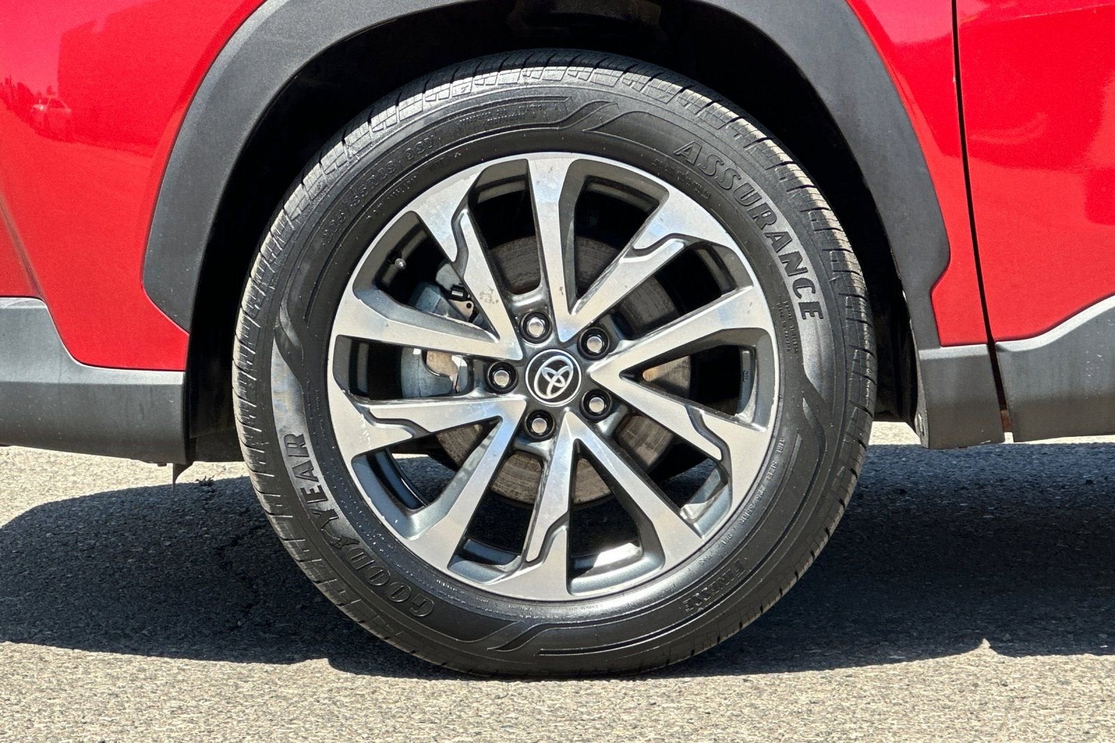 2023 Toyota Corolla Cross XLE