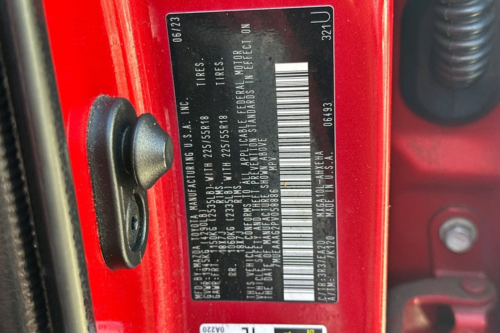 2023 Toyota Corolla Cross XLE