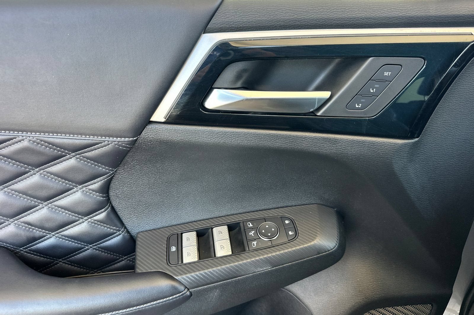 2023 Mitsubishi Outlander SEL