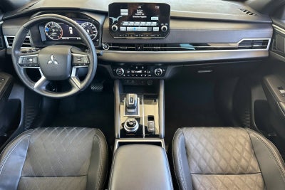 2023 Mitsubishi Outlander SEL